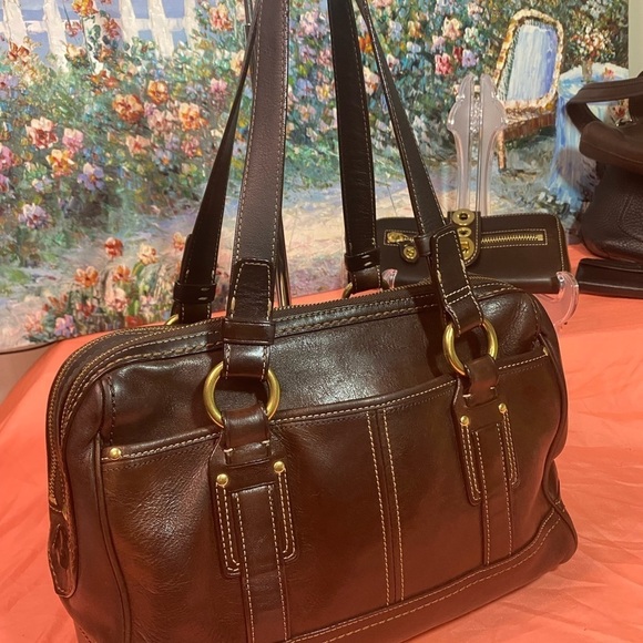 RARE Coach Lily with Wallet - Picture 12 of 15